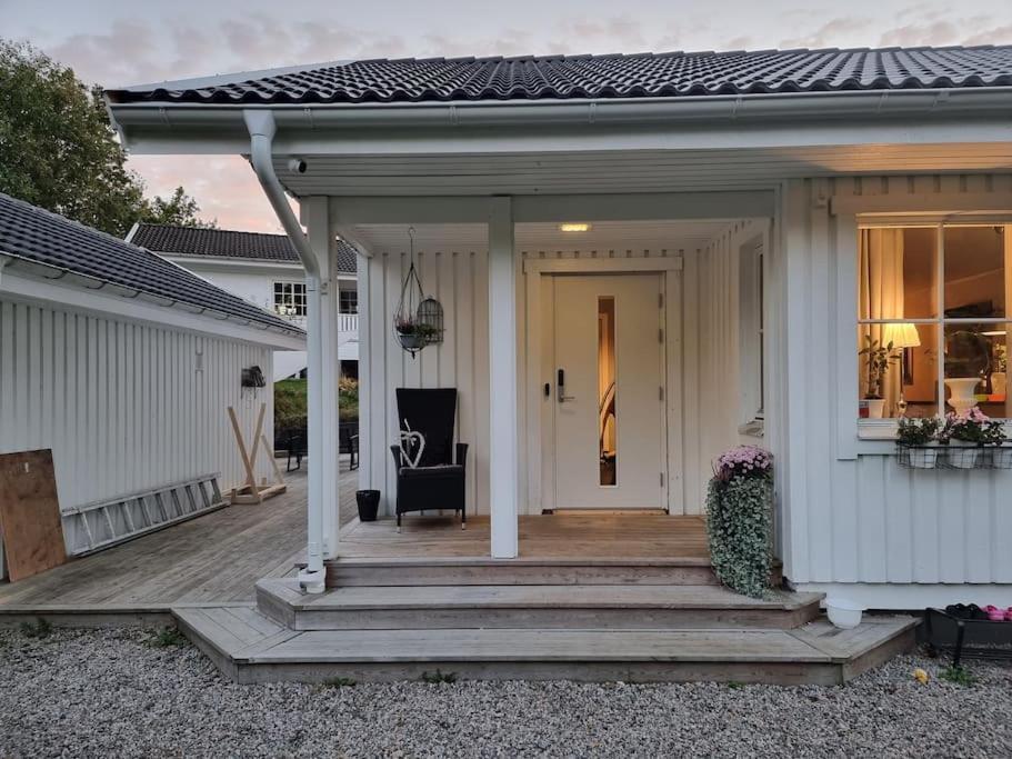 Family Friendly Villa With Sauna In The Nature บูโรส ภายนอก รูปภาพ