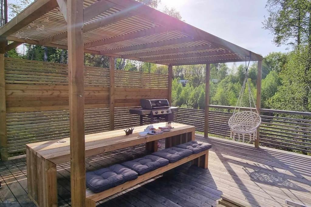 Family Friendly Villa With Sauna In The Nature บูโรส ภายนอก รูปภาพ